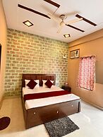 Hotel Raghav Dham