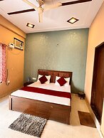 Hotel Raghav Dham