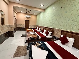 Hotel Raghav Dham