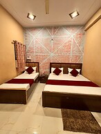 Hotel Raghav Dham