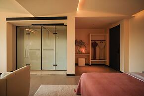 Three-Colored Cloud River Resort VILLA