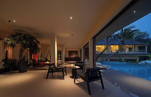 Three-Colored Cloud River Resort VILLA