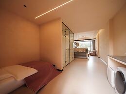 Three-Colored Cloud River Resort VILLA