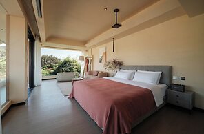 Three-Colored Cloud River Resort VILLA