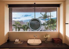 Three-Colored Cloud River Resort VILLA