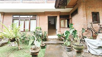 Indraprasta Guest House Ubud