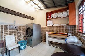 Capital Comfort Hotel