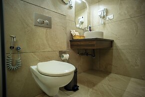 Eeleem Resorts & Spa
