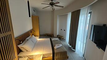 MAVİSU KEFALOS HOTEL