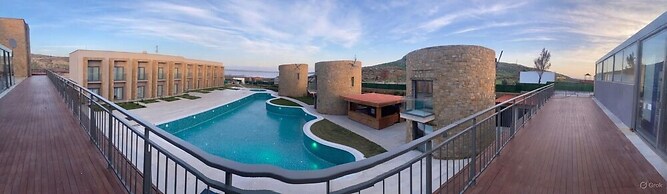 MAVİSU KEFALOS HOTEL