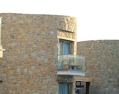 MAVİSU KEFALOS HOTEL
