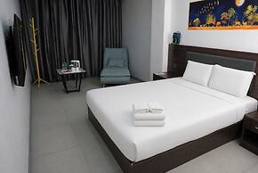 LUNA HOTEL