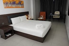 LUNA HOTEL