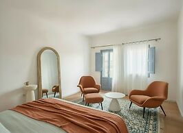 White Pearl Laokasti Suites