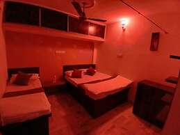 Kaashvi Home Stay