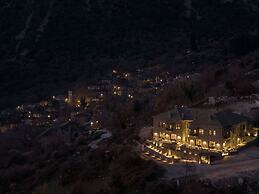 Oreno Mountain Retreat Hotel
