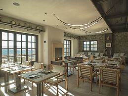 Oreno Mountain Retreat Hotel