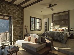 Oreno Mountain Retreat Hotel