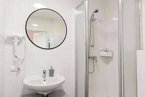 Stylish Modern 1BR 1LR Apartment Vienna