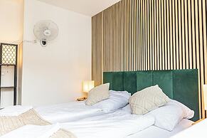 Stylish Modern 1BR 1LR Apartment Vienna