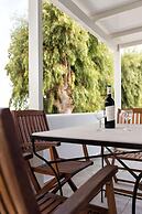Naousa Center Living