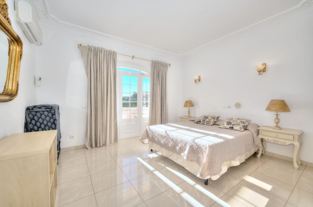 Praia da Marinha Apartment