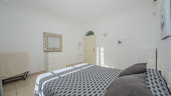 Praia da Marinha Apartment