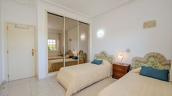 Praia da Marinha Apartment