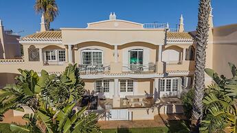 Praia da Marinha Apartment