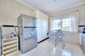 Praia da Marinha Apartment
