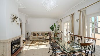 Praia da Marinha Apartment