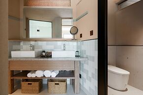 Chongqing Jinfo Cloudhaus Boutique Hotel