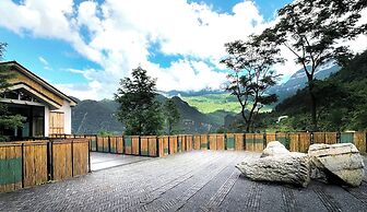 Chongqing Jinfo Cloudhaus Boutique Hotel