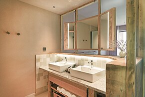 Chongqing Jinfo Cloudhaus Boutique Hotel