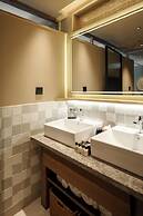 Chongqing Jinfo Cloudhaus Boutique Hotel