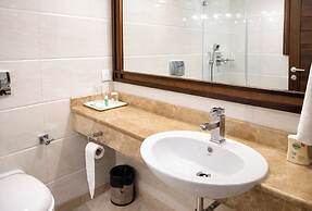 EMBLEM Hotel – Arjun Marg, Golf Course Road Gurgaon