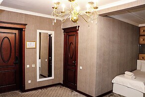 Orzu Hotel