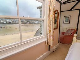 Pelican Cottage