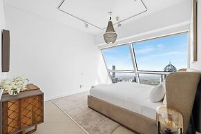 Penthouse Private Pool and Yacht Views
