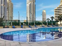 Penthouse Private Pool and Yacht Views