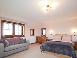 Northbanks House
