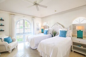 Royal Villa 2 3 Bedroom Villa
