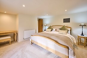 Host Stay The Coral Cottage