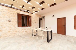 Mani View Luxury House