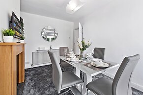 Spacious 3 bd Garden M25, Free Parking,bluewater