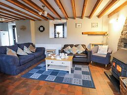 Old Farmhouse Cottage