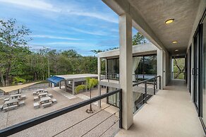 NELBLU FLAMINGO SUITES