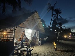 Akoya Beach Park & Cottages