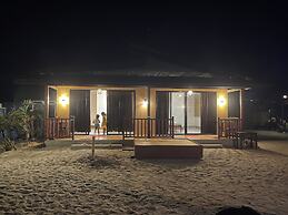 Akoya Beach Park & Cottages