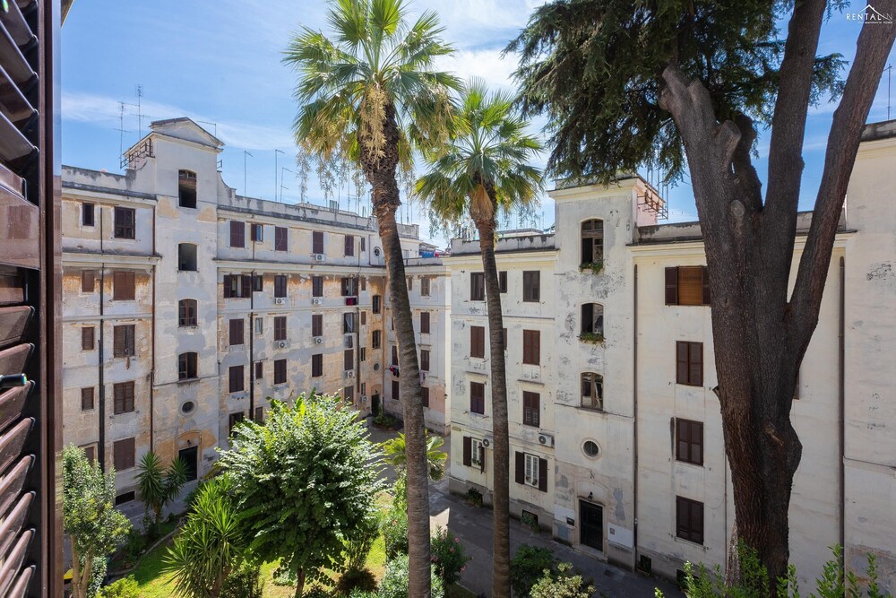 Rental in Rome Testaccio Apartment